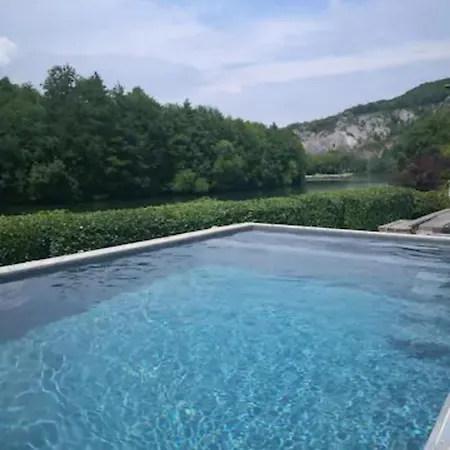 Guest house La Vdk : Chambres Vue Sur Meuse *