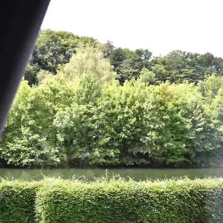 Guest house La Vdk : Chambres Vue Sur Meuse